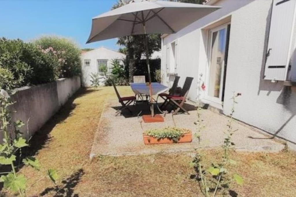 Agreable Maison Ensoleillee Avec Jardin Arbore Villa Le Château-dʼOléron Екстериор снимка