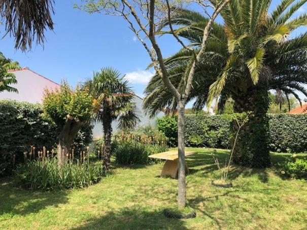 Agreable Maison Ensoleillee Avec Jardin Arbore Villa Le Château-dʼOléron Екстериор снимка