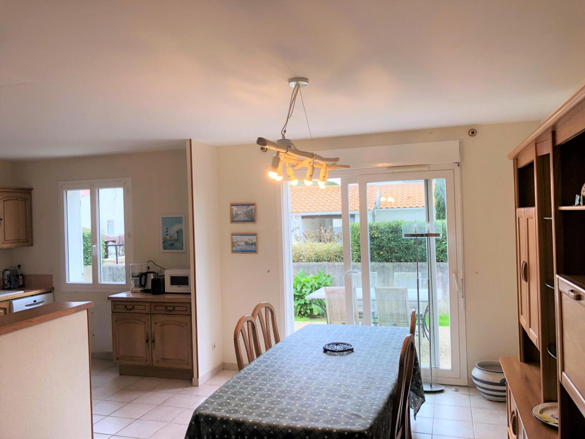 Agreable Maison Ensoleillee Avec Jardin Arbore Villa Le Château-dʼOléron Екстериор снимка